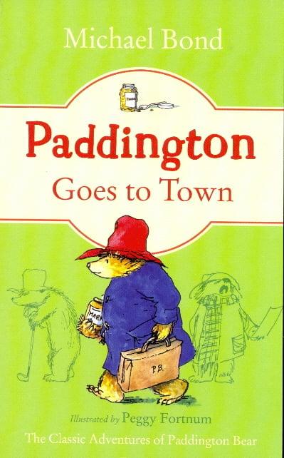 Paddington Goes to Town (Paddington, Bk. 8)